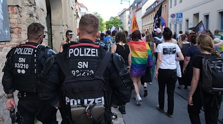 The police union demands consequences after right-wing protests against the CSD in Bautzen. (Archive photo) / Photo: Sebastian Willnow/dpa