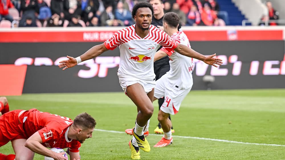 Lois Openda was also able to celebrate a goal against Paris Sasint-Germain / Photo: Harry Langer/dpa