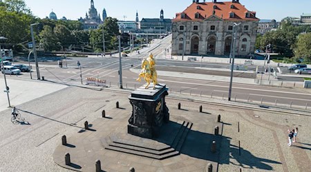 View of the Königsufer in Dresden from the Neustadt side. (Archive photo) / Photo: Robert Michael/dpa