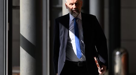 CDU-Politiker Marko Schiemann forderte eine stärkere inhaltliche Auseinandersetzung mit Positionen der AfD. (Archivbild) / Foto: Robert Michael/dpa