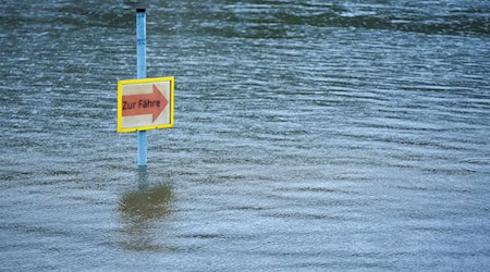 In Sachsen richten sich bange Blicke vor allem auf die Pegelstände von Neiße und Elbe. / Foto: Jan Woitas/dpa