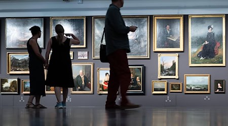 Blick in die JubiläuAusstellung zu Caspar David Friedrich  / Foto: Sebastian Kahnert/dpa