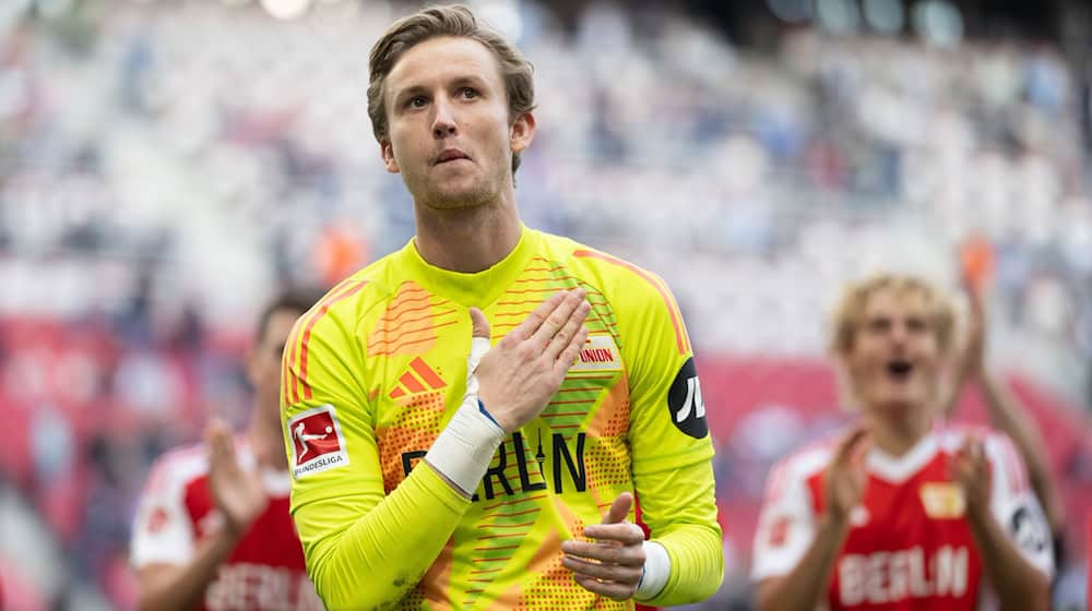 Frederik Rönnow sicherte Union Berlin einen Punkt in Leipzig. / Foto: Hendrik Schmidt/dpa