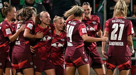 Las mujeres del RB Leipzig ganan su segundo partido de la temporada en casa / Foto: Hendrik Schmidt/dpa