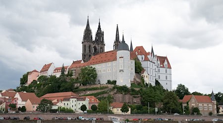 Ein Pärchen ist versehentlich an der Albrechtsburg eingeschlossen worden. (Archivbild) / Foto: Sebastian Kahnert/dpa/ZB