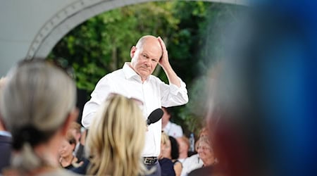 Erstmals redet Scholz öffentlich über die Wahlergebnisse in Thüringen und Sachsen. Über seine SPD verliert er dabei nur wenige Worte. / Foto: Kay Nietfeld/dpa