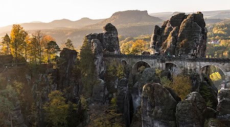 Vista del Bastei en la Suiza sajona, uno de los puntos turísticos más importantes del Estado / Foto: Monika Skolimowska/dpa-Zentralbild/dpa