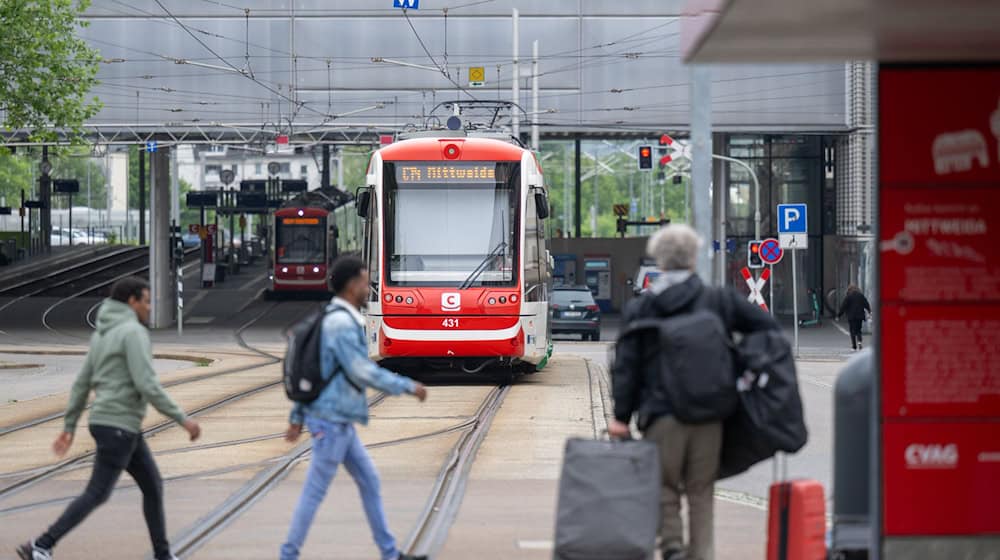 Verkehrsverbund Mittelsachsen is investing around 234 million euros in a new depot and new trains for the Chemnitz model (archive photo) / Photo: Hendrik Schmidt/dpa