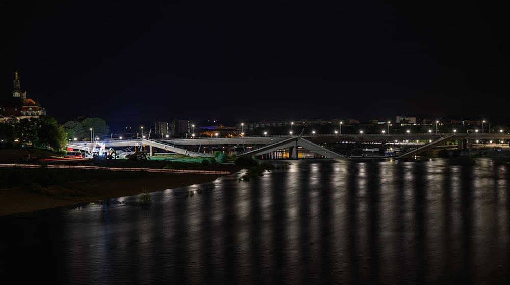 Ein weiterer Abschnitt der Carolabrücke in Dresden ist abgestürzt.  / Foto: Robert Michael/dpa