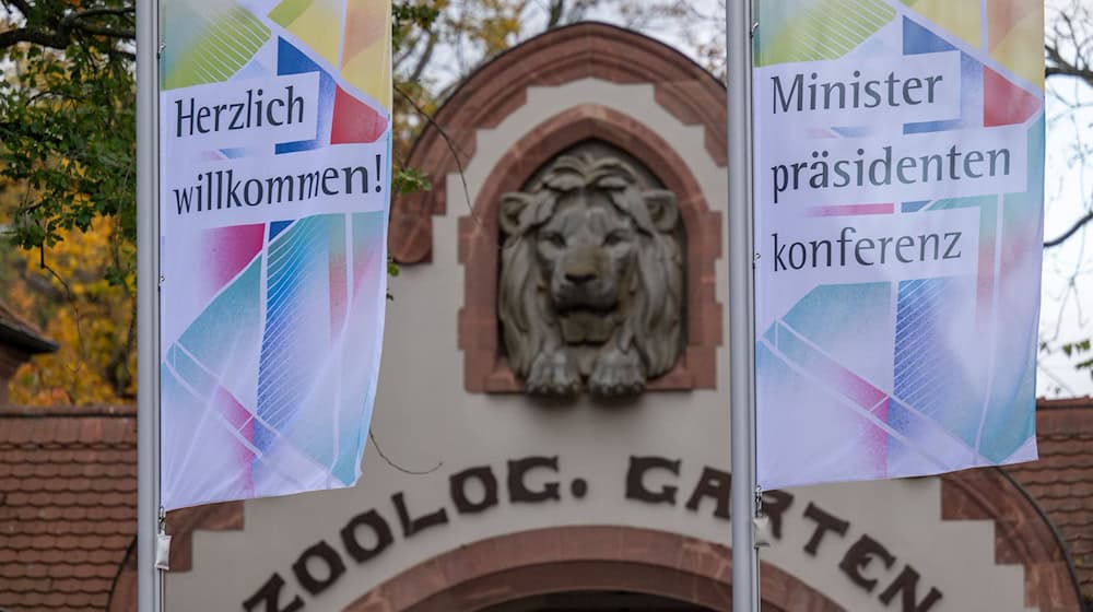 Die Verkehrsbehinderungen in Leipzig betreffen vor allem das Stadtzentrum und den Nahverkehr.  / Foto: Hendrik Schmidt/dpa