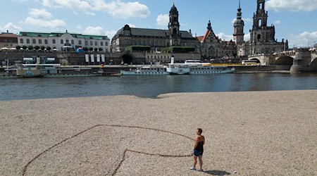 According to the climate report, the number of consecutive dry days has increased in central Germany. (Archive image) / Photo: Robert Michael/dpa