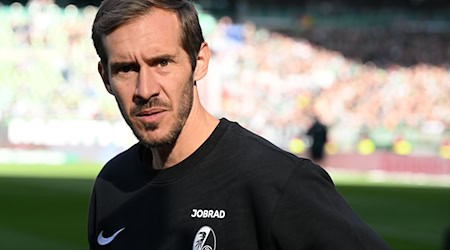 El entrenador Julian Schuster y el SC Freiburg han empezado con fuerza la temporada. / Foto: Carmen Jaspersen/dpa