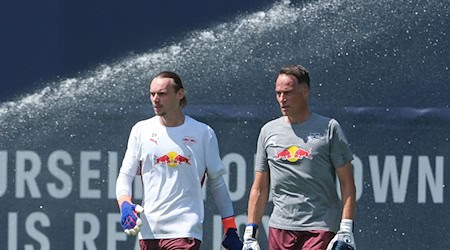 Goalkeeping coach Frederik Gößling extends his contract with RB Leipzig on a long-term basis / Photo: Sebastian Willnow/dpa