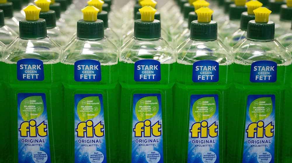 The dishwashing detergent manufacturer Fit from Hirschfelde in eastern Saxony is looking for a suitable buyer. (Archive image) / Photo: Sebastian Kahnert/dpa