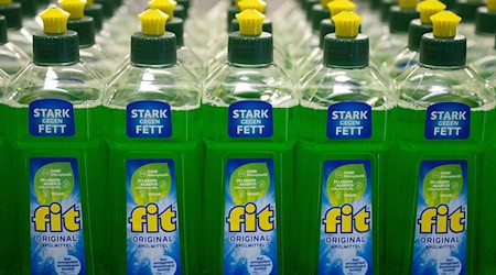 The dishwashing detergent manufacturer Fit from Hirschfelde in eastern Saxony is looking for a suitable buyer. (Archive image) / Photo: Sebastian Kahnert/dpa