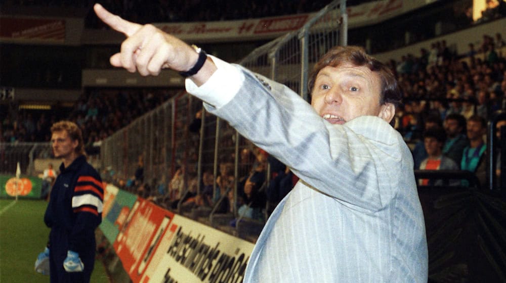 Eduard Geyer motivierte die Nationalspieler beim letzten Länderspiel der DDR gegen Belgien / Foto: -/dpa