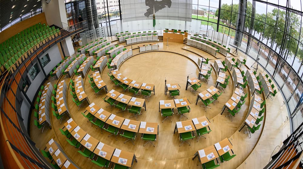 Speech contest in the Saxon state parliament: More than 30 students demonstrated their skills in the art of free speech here at the weekend (symbolic image) / Photo: Robert Michael/dpa