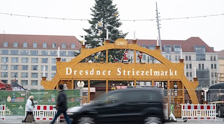 The Dresden Striezelmarkt attracts millions of visitors every year / Photo: Sebastian Kahnert/dpa