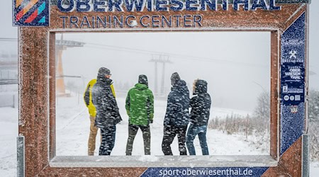 El empresario Rainer Gläß quiere invertir millones en el Fichtelberg y espera un espíritu de optimismo (foto de archivo) / Foto: Kristin Schmidt/dpa-Zentralbild/dpa