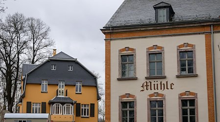 View of the historic residential mill of Karl Schmidt-Rottluff's parents in Chemnitz. After extensive restoration, the mill will be opened on December 1 / Photo: Hendrik Schmidt/dpa