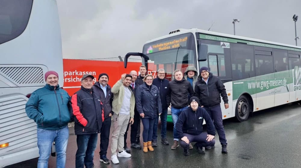 Geschafft. Meißner Busfahrer beim Fahrsicherheitstraining auf dem Sachsenring. Foto: VGM