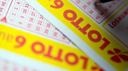 A lottery player from the district of Meißen has won millions (symbolic image) / Photo: Inga Kjer/dpa