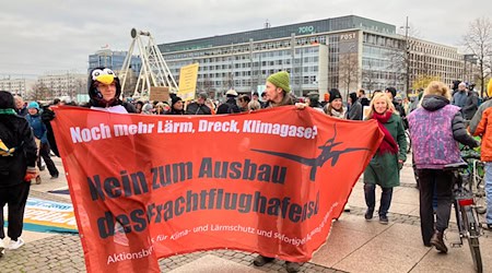 Der Umweltverband BUND wird gegen die Genehmigung des Flughafenausbaus klagen (Foto: aktuell). / Foto: Birgit Zimmermann/dpa