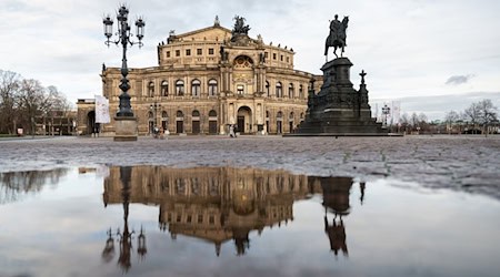 100 years after the premiere of Strauss' opera "Intermezzo", the Semperoper is staging a new production of the turbulent piece. (Archive photo) / Photo: Robert Michael/dpa