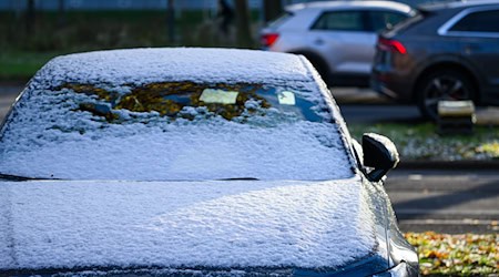 Der Winter schickt mit Schneeschauern erste Vorboten nach Sachsen (Foto: aktuell) / Foto: Robert Michael/dpa