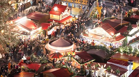 A good two million guests at the Dresden Striezelmarkt (archive photo). / Photo: Sebastian Kahnert/dpa