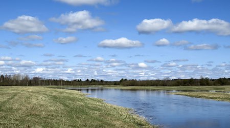 Symbolbild Hochwasser / pixabay sergei_spas