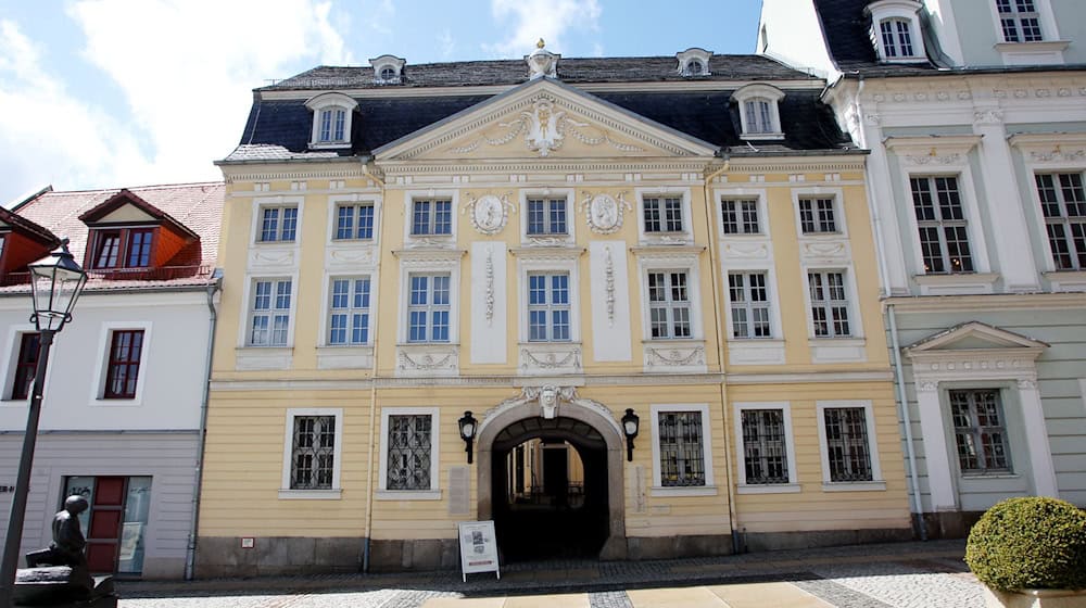 The scholar Konstantin von Tischendorf is also known as the "Indiana Jones of biblical research". The Vogtland Museum is now dedicating an exhibition to him. (Archive image) / Photo: Sebastian Willnow/dpa-Zentralbild/dpa