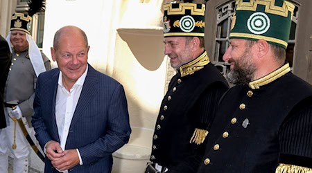 Federal Chancellor Olaf Scholz (SPD) travels to Freiberg again on Tuesday (archive photo). / Photo: Sebastian Willnow/AP Pool/dpa