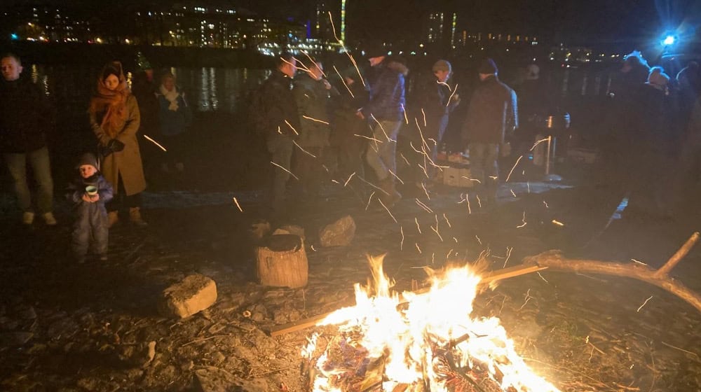 Moritzburger Grundsteuerrebellen an der Elbe: Sie wollen weitermachen. Foto: Küllig