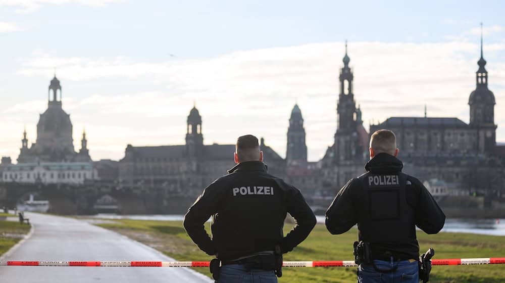 Die Polizei hat die Evakuierung in Dresden abgeschlossen.  / Foto: Robert Michael/dpa