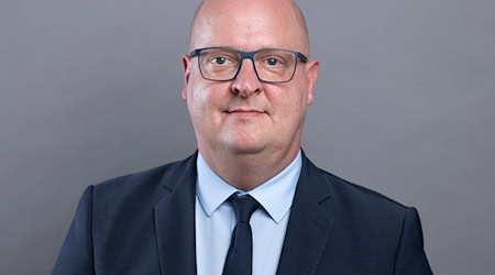 El líder del SPD, Henning Homann, también dirigirá en el futuro el grupo parlamentario de los socialdemócratas en el parlamento de Sajonia. (Foto de archivo) / Foto: Sebastian Kahnert/dpa