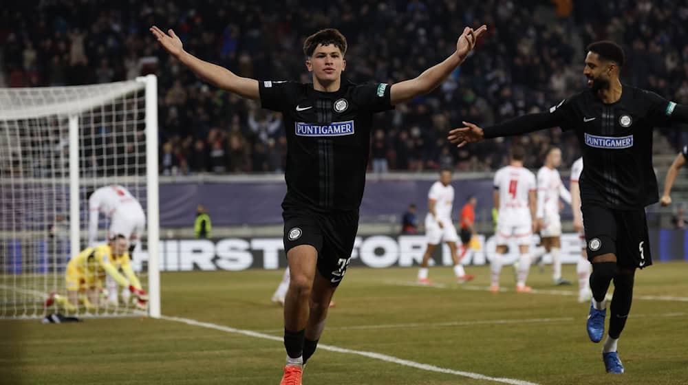 Arjan Malic von Sturm Graz jubelt nach dem 1:0. / Foto: Erwin Scheriau/APA/dpa