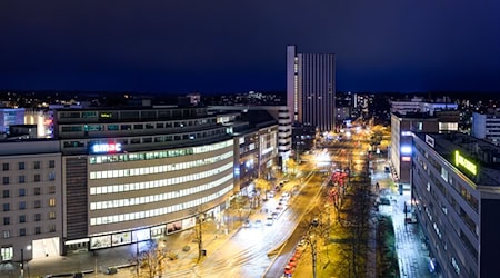 K zahajenskemu swjedźenjej za lěto kulturneje stolicy w Kamjenicy so mnohe dróhi zawrěja. (Archivbild) / Foto: Hendrik Schmidt/dpa