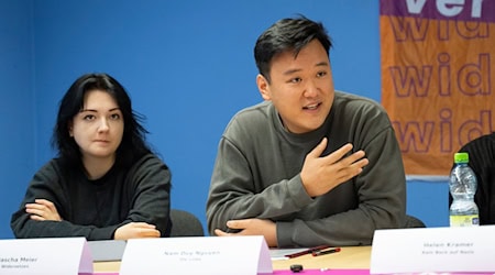 Nam Duy Nguyen gewann bei der Landtagswahl im vergangenen September ein Direktmandat in Leipzig (Archivbild). / Foto: Sebastian Kahnert/dpa