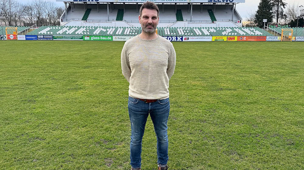 The new coach of Chemie Leipzig, Adrian Alipour / Photo: Emily Paula Ryl/BSG Chemie Leipzig/dpa