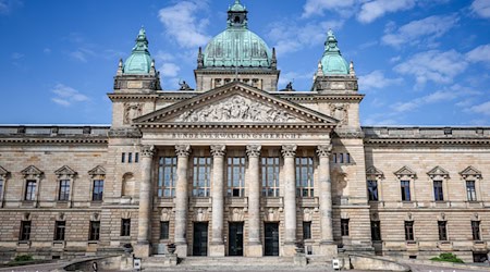 Das Bundesverwaltungsgericht verhandelt im Juni über das Verbot des rechtsextremen Magazins «Compact». (Archivbild) / Foto: Jan Woitas/dpa