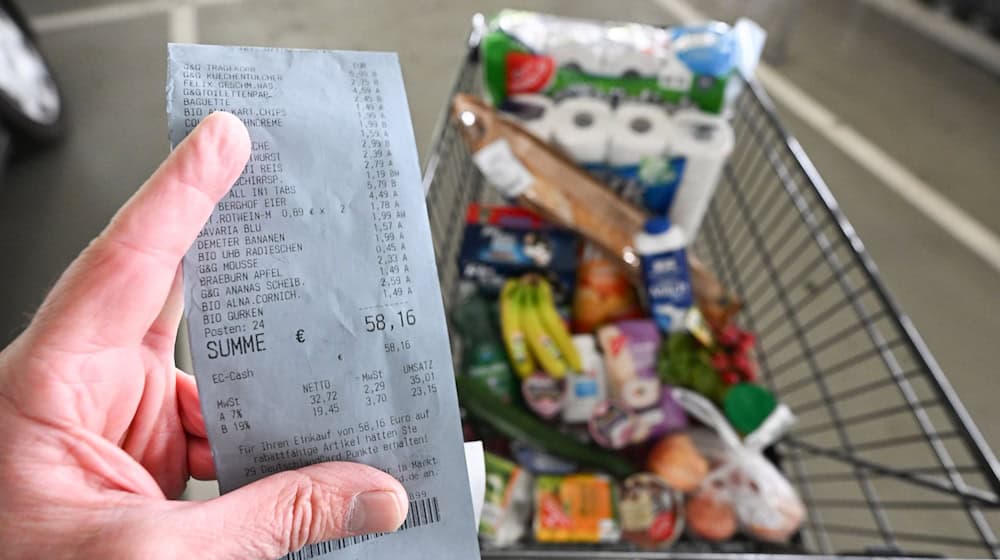 Die Inflationsrate in Sachsen ist binnen Jahresfrist gesunken (Symbolbild). / Foto: Bernd Weißbrod/dpa