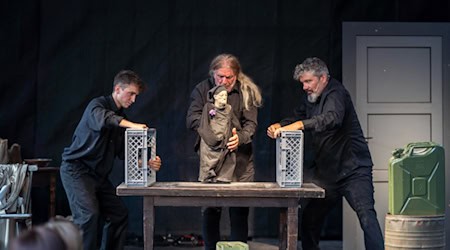 „Lémbrame!“ feiert im Burgtheater Bautzen Premiere / Foto: Roman Koryzna