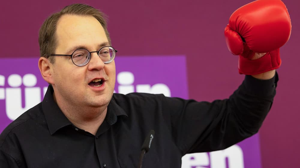 Linke-Politiker Sören Pellmann hat bei der Bundestagswahl in Leipzig die meisten Stimmen als Direktkandidat geholt. (Archivbild) / Foto: Jürgen Lösel/dpa