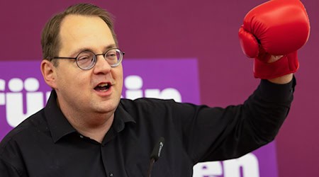 El político del Partido de Izquierda Sören Pellmann obtuvo el mayor número de votos como candidato directo en las elecciones al Bundestag en Leipzig. (Foto de archivo) / Foto: Jürgen Lösel/dpa