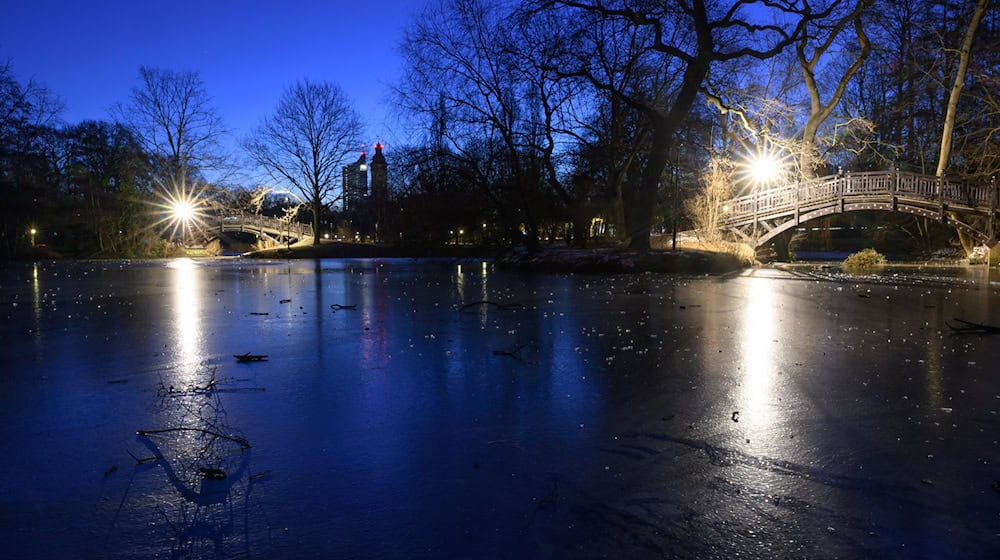 In Sachsen war es in der letzten Nacht am kältesten. Der DWD hat -17,9 Grad ermittelt.  / Foto: Hendrik Schmidt/dpa