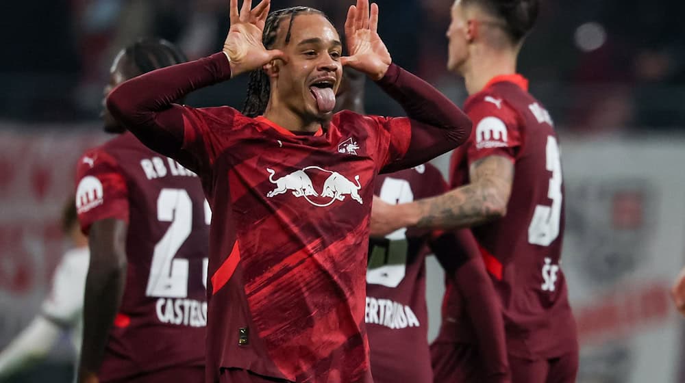 Xavi Simons celebrates after his goal to make it 2:0 / Photo: Jan Woitas/dpa