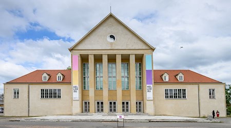 Das Festspielhaus Hellerau ist eine Bühne für die 32. Tage der zeitgenössischen Musik in Dresden (Archivbild). / Foto: Robert Michael/dpa