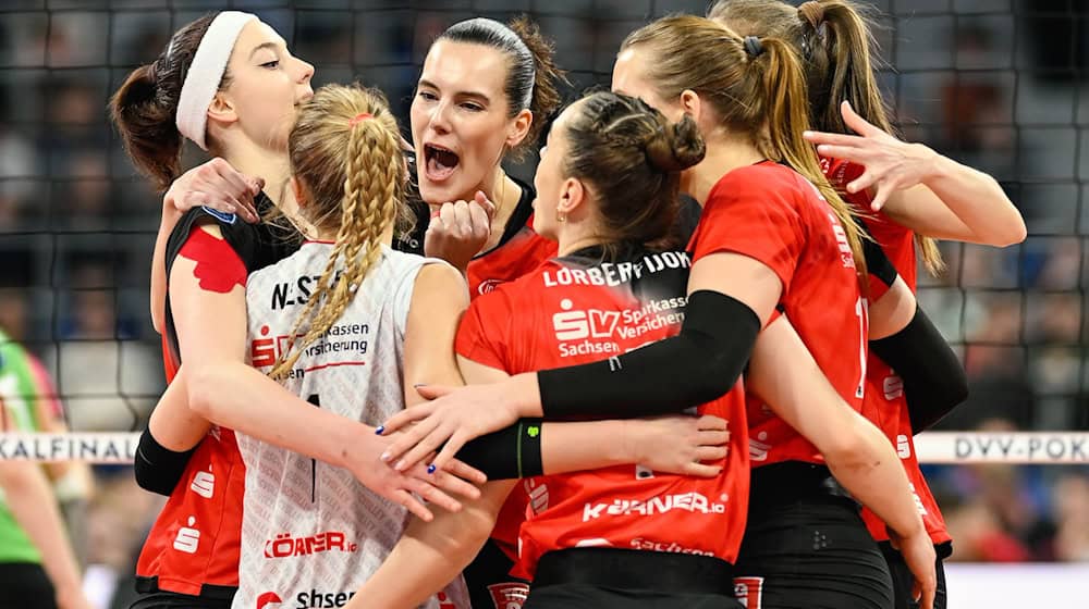 Dresdens Volleyballerinnen sind in den Play-offs auf Halbfinal-Kurs. / Foto: Uwe Anspach/dpa