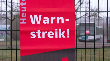 Verdi und GEW hatten für Freitag in ganz Sachsen zum Warnstreik aufgerufen (Symbolbild). / Foto: Georg Moritz/dpa